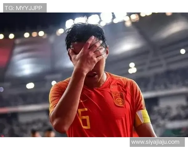 足球明星伤感瞬间集锦回顾他们的荣耀与泪水交织的岁月